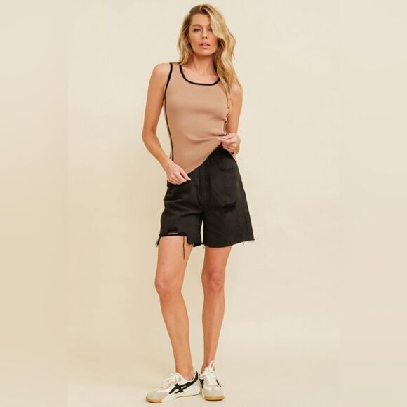 904. KNITTED TANK WITH BLACK TRIM - Picture 4 of 4